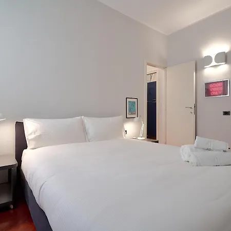 Xenia - Intimate 10 Min From Duomo Lejlighed *